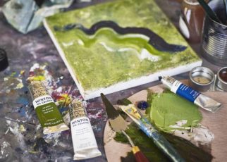 Types of painting canvas you may choose