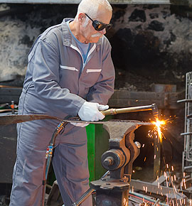 Essential Equipment For Aluminium Fabrication